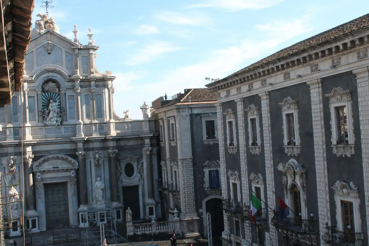 Tre Stelle Al Duomo 2*, Catane Italie